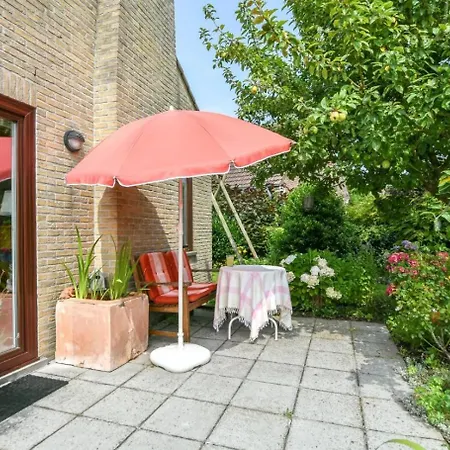 Michael, Aan Zee * De Haan